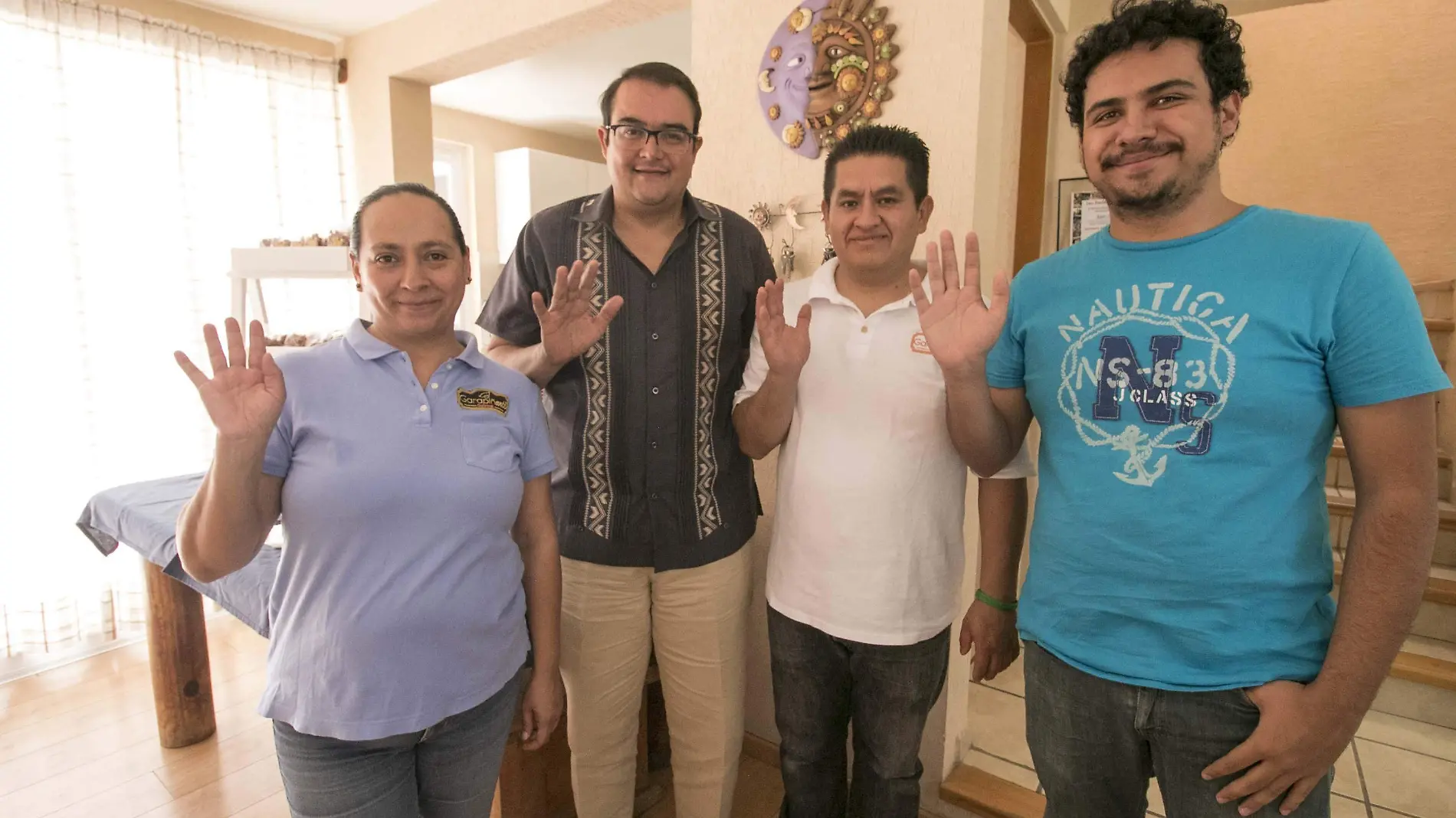 Alcalde visitó al matrimonio